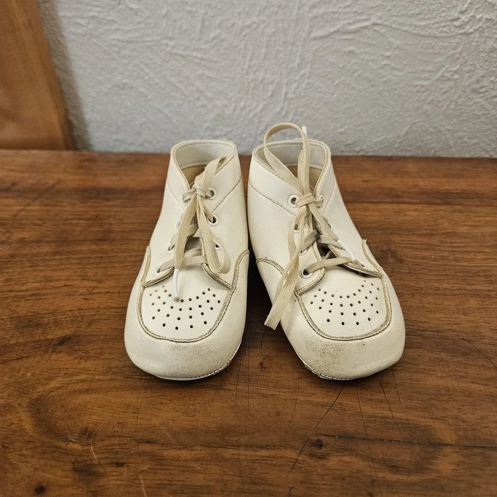 Vintage Wee Walker Baby Shoes With Original Box And Insert‎ White Size 3?